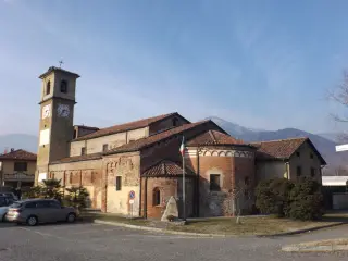 Absidi, fianco destro e campanile - Chiesa di Santa Maria della Spina a Val Della TorreFrazione Brione