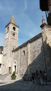 Fianco e campanile - Parrocchiale di San Pietro in Vincoli a Limone Piemonte