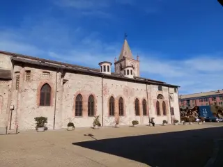Fianco - Chiesa di San Francesco a Cuneo