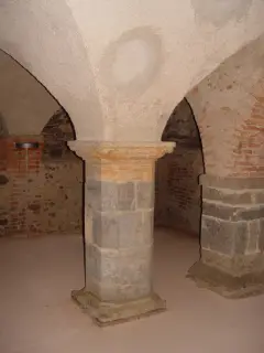 Colonna e volte - Convento o Certosa dell' Assunta a Chiusa di PesioFrazione Certosa di Pesio