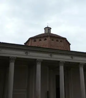 Esterno - Battistero del Duomo a Novara