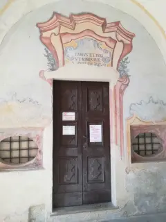 portale - Parrocchiale di San Colombano a Biandrate