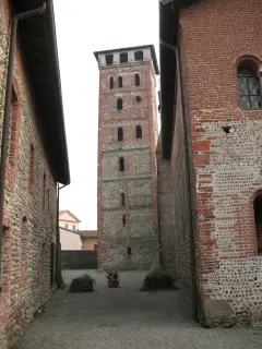 Campanile - Abbazia di San Nazzaro o dei Santi Nazario e Celso a San Nazzaro Sesia