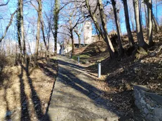 Arrivando - Chiesa di San Giovanni al Monte a Quarona