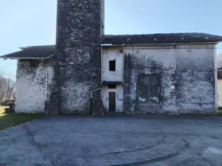 Fianco - Parrocchiale o Chiesa di San Bonomio Abate a QuaronaFrazione Doccio