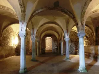 Cripta - Abbazia o Parrocchiale di San Pietro in Vincoli a Villar San Costanzo