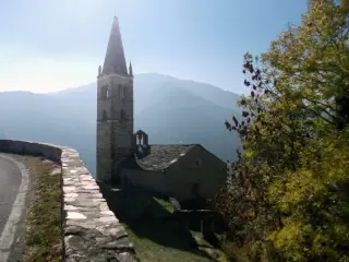 Vista - Chiesa di San Pietro o San Peyre a Stroppo