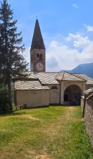 Vista - Parrocchiale di Santa Maria Assunta a ElvaFrazione Serre