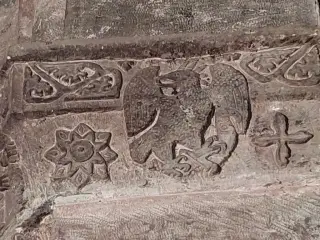 Sculture: aquila - Parrocchiale di Santa Maria Assunta a ElvaFrazione Serre