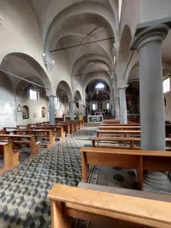 interno - Parrocchiale di San Vittore a Agrate Conturbia