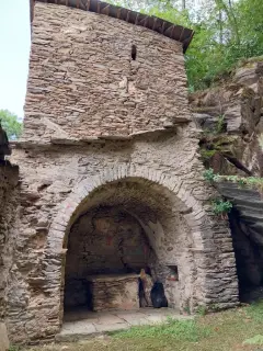 Abside superiore - Cappella della Madonna della Rocca a Barge