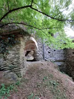 Abside posteriore - Cappella della Madonna della Rocca a Barge