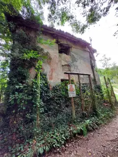 Facciata - Chiesa della Madonna della Consolata a BuscaFrazione Bianciotto
