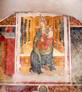 Parete di fondo, Madonna del Latte - Cappella dell' Annunciata a ValmalaFrazione Chiot Martin