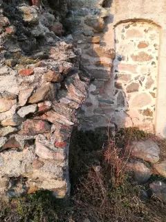 Dettaglio campanile - Campanile di San Martino o Ciucarun a BollengoFrazione Paerno