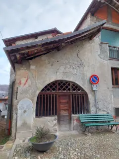 Facciata - Cappella di Sant'Antonio Abate a BorgosesiaFrazione Agnona