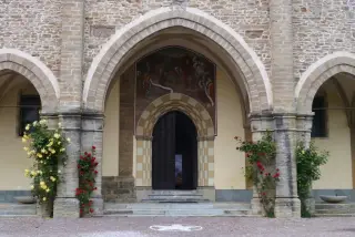 Facciata - Parrocchiale di San Giovanni a Bossolasco
