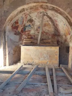 Interno - Pieve di Santa Maria a Chiusano d'Asti