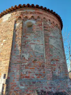 Abside - Pieve di Santa Maria Assunta o di Pisenzana a Montechiaro d'Asti