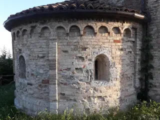 Abside - Chiesa di San Michele a TonengoFrazione Ottini