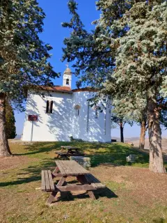 Vista - Chiesa della Madonna della Neve a Villafranca d'AstiFrazione Vulpilio