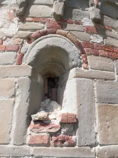 Monofora - Chiesa di San Lorenzo a Mombello di TorinoFrazione Barbaso