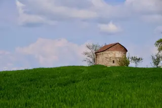 Vista - Chiesa di San Lorenzo a Mombello di TorinoFrazione Barbaso