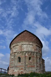 Abside - Chiesa di San Lorenzo a Mombello di TorinoFrazione Barbaso