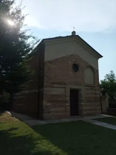 Facciata - Chiesa della Madonna della Neve a Castell'Alfero