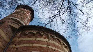 Campanile e abside - Chiesa della Madonna della Neve a Castell'Alfero