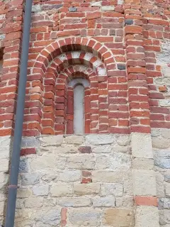 Monofora - Chiesa della Madonna di Loreto a Canale