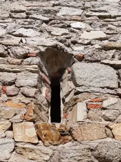 Monofora - Cappella di San Valeriano (1) a Borgone Susa