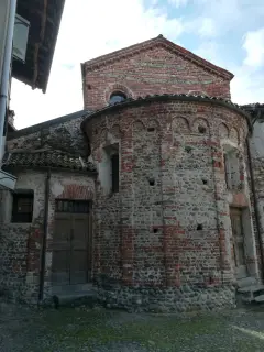 Abside - Chiesa di San Pietro a Carpignano Sesia