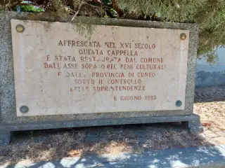 Iscrizione - Cappella di San Giovanni Evangelista a Centallo