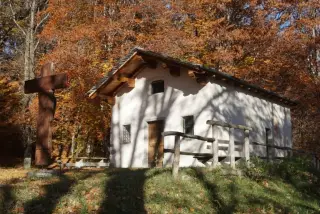 Vista - Oratorio di San Jacu Pitu a Cellio con BreiaFrazione Bosco