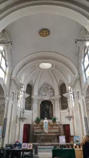 Interno - Chiesa di Santa Lucia o Santa Croce a Chieri