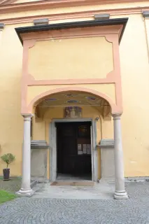Portico - Chiesa di Sant'Eusebio a Pisano