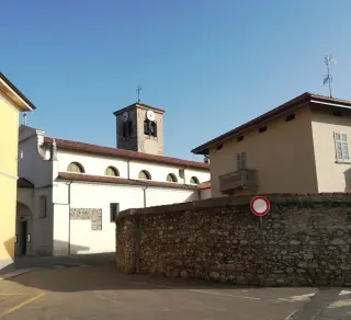 Fianco - Parrocchiale di Santa Maria Assunta a Cureggio