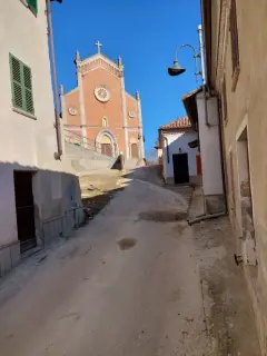 Facciata - Parrocchiale della Natività della Vergine a Frinco