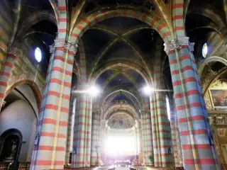 Interno - Chiesa di San Domenico a Chieri