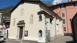 Facciata - Oratorio di Santi Giacomo e Filippo a Gavi