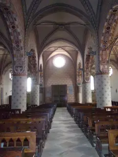 Interno verso controfacciata - Parrocchiale di San Michele Arcangelo a Genola