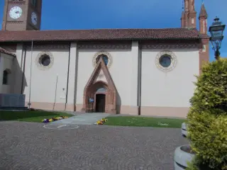 Fianco Sud - Parrocchiale di San Michele Arcangelo a Genola