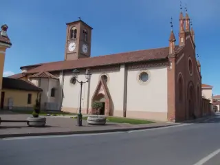 Lato Sud Est - Parrocchiale di San Michele Arcangelo a Genola