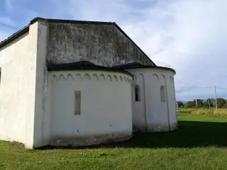 Absidi - Chiesa della Madonna dei Campi o di Campagna a Lenta