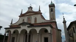 Facciata - Parrocchiale di San Martino a Lesa