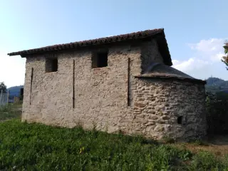 Abside - Cappella di San Bernardo da Mentone a LesegnoFrazione Castellazzo
