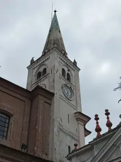 Campanile - Parrocchiale di San Lorenzo a Livorno Ferraris